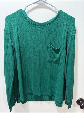 Green Ribbed Long-Sleeve Crop Top
